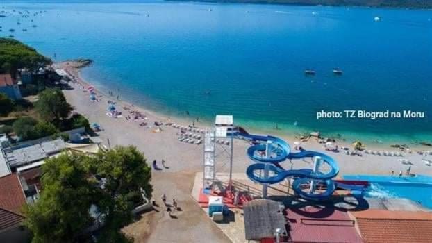 Apartments Tomic Biograd Na Moru Zewnętrze zdjęcie
