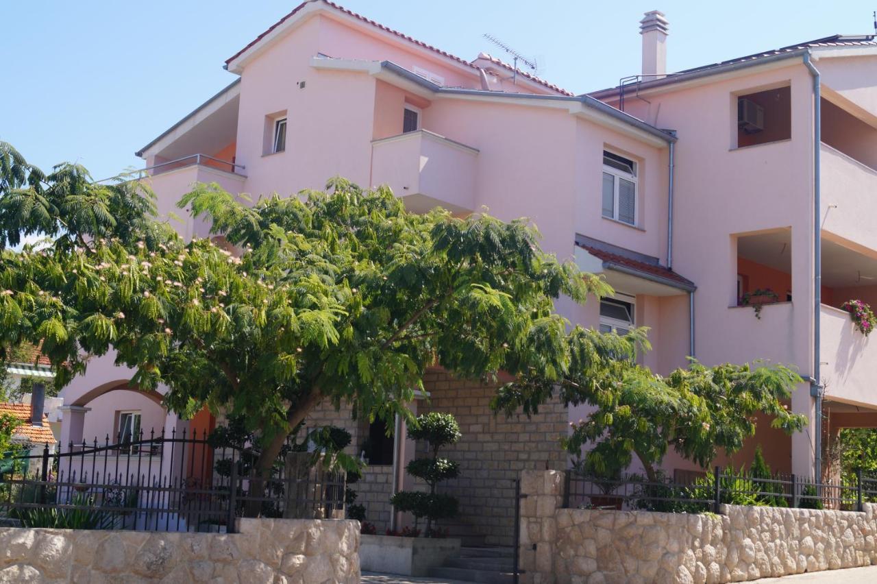 Apartments Tomic Biograd Na Moru Zewnętrze zdjęcie