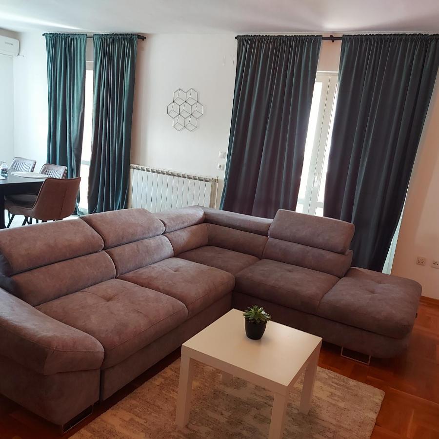 Apartments Tomic Biograd Na Moru Zewnętrze zdjęcie