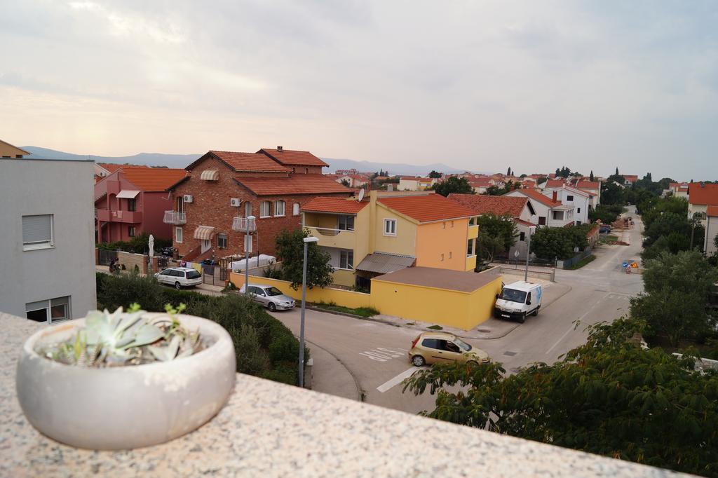 Apartments Tomic Biograd Na Moru Zewnętrze zdjęcie