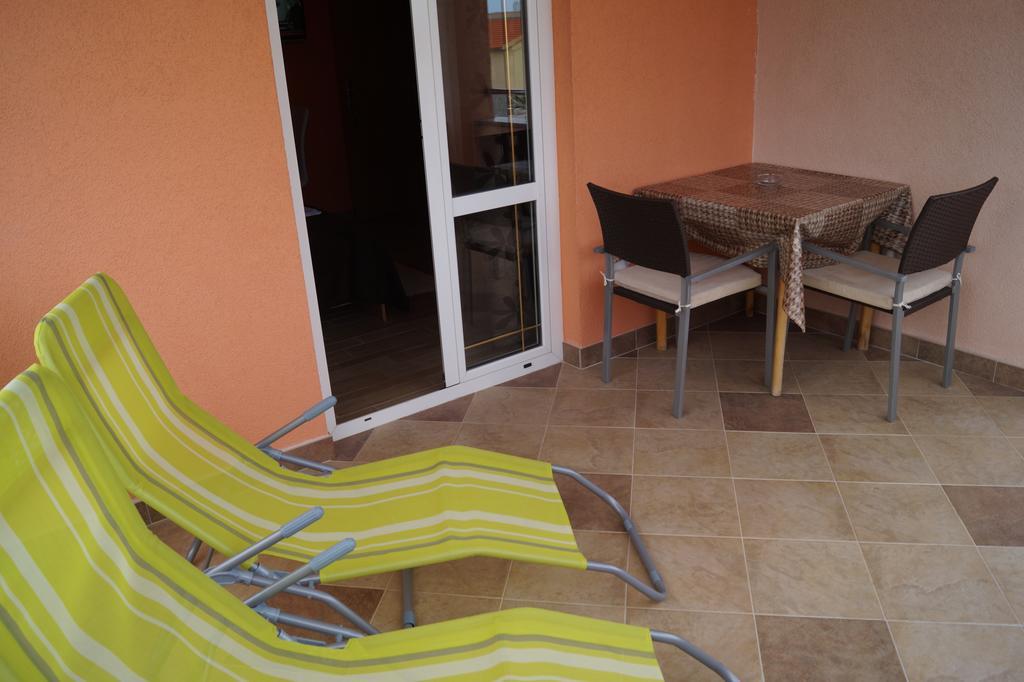 Apartments Tomic Biograd Na Moru Pokój zdjęcie