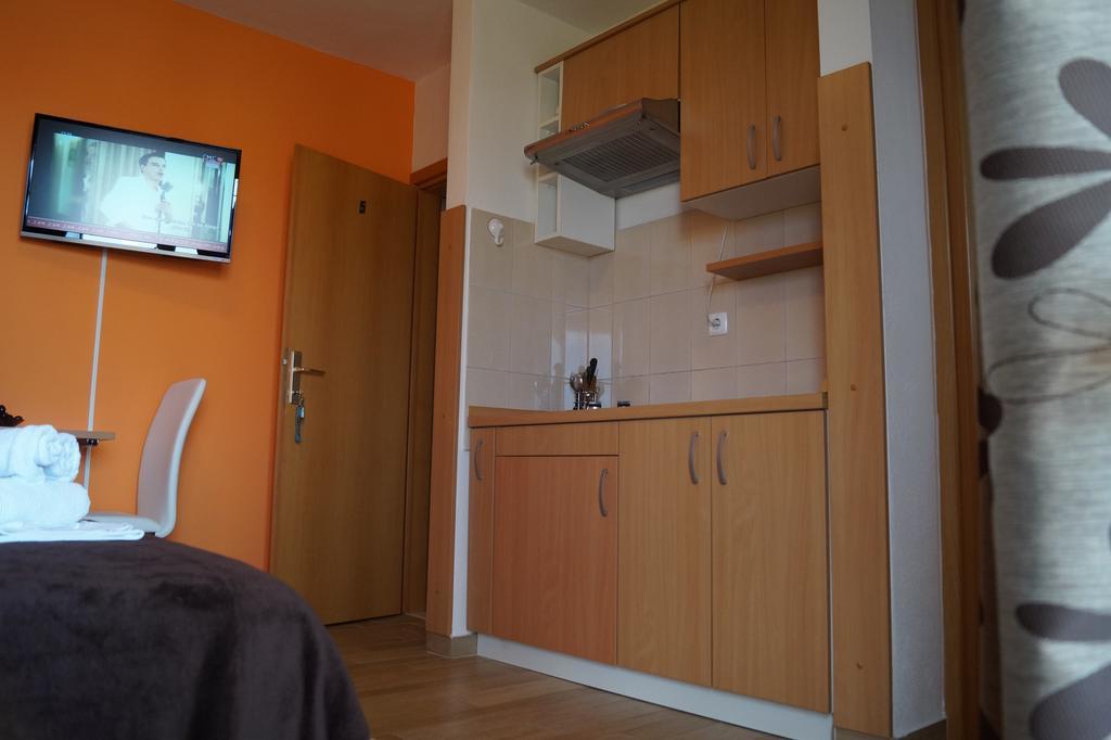 Apartments Tomic Biograd Na Moru Pokój zdjęcie